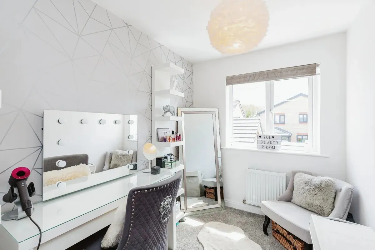 🏡 Exceptional 3-Bedroom Detached House to Rent in Blackpool
