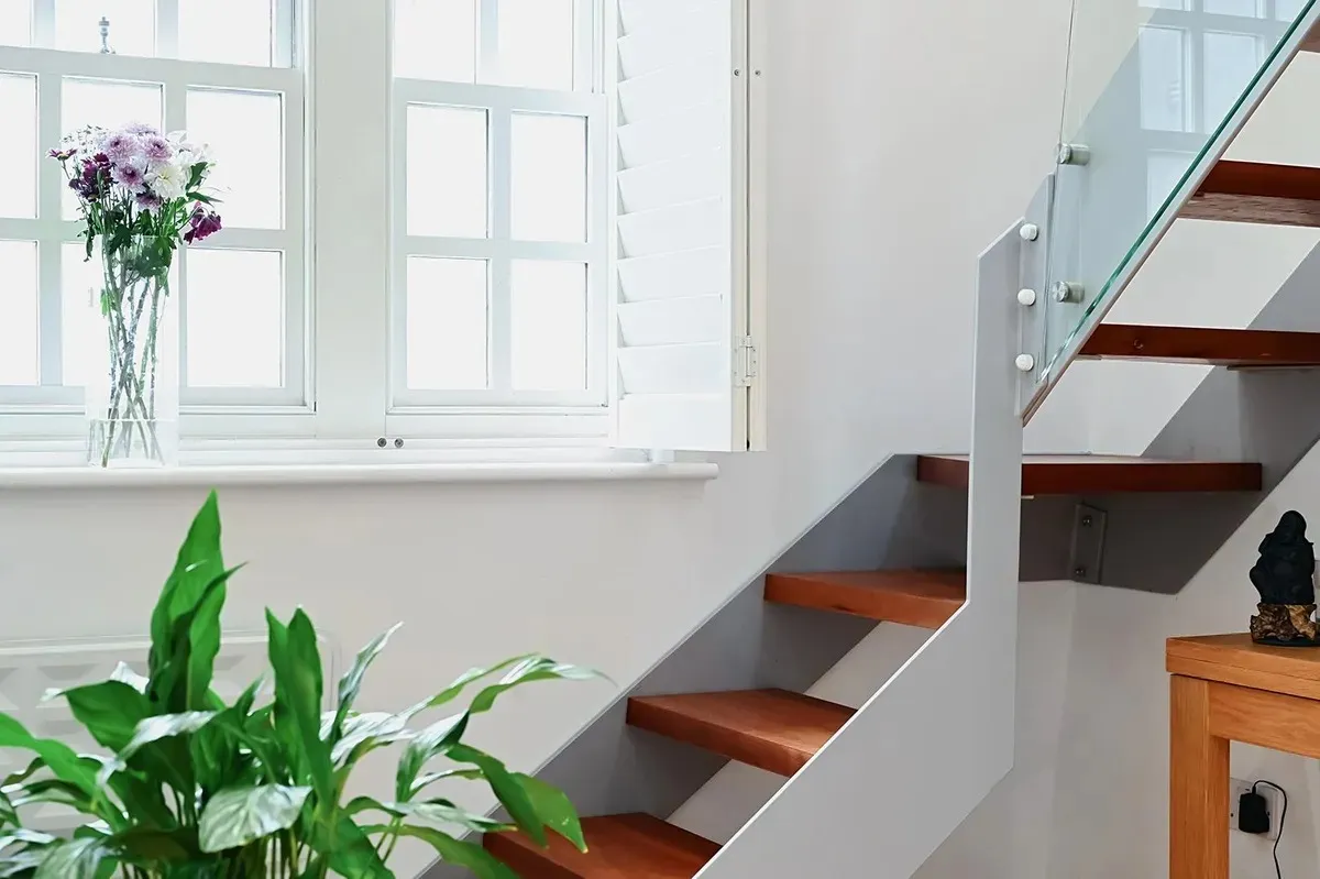 🌊 Elegant 2-Bedroom Semi-Detached House to Rent in Brighton