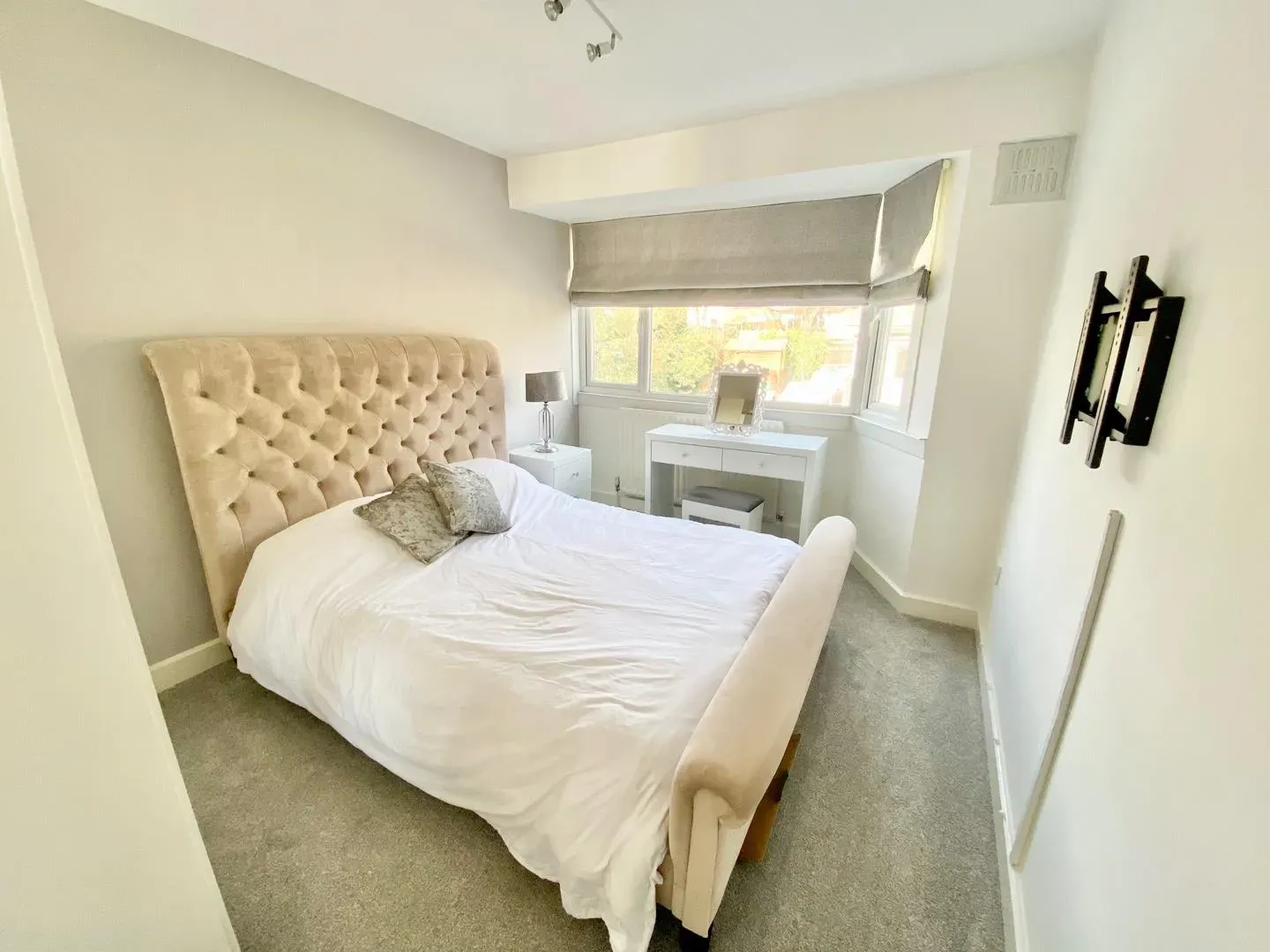 🏡 Impressive 3-Bedroom Semi-Detached House to Rent in Birmingham