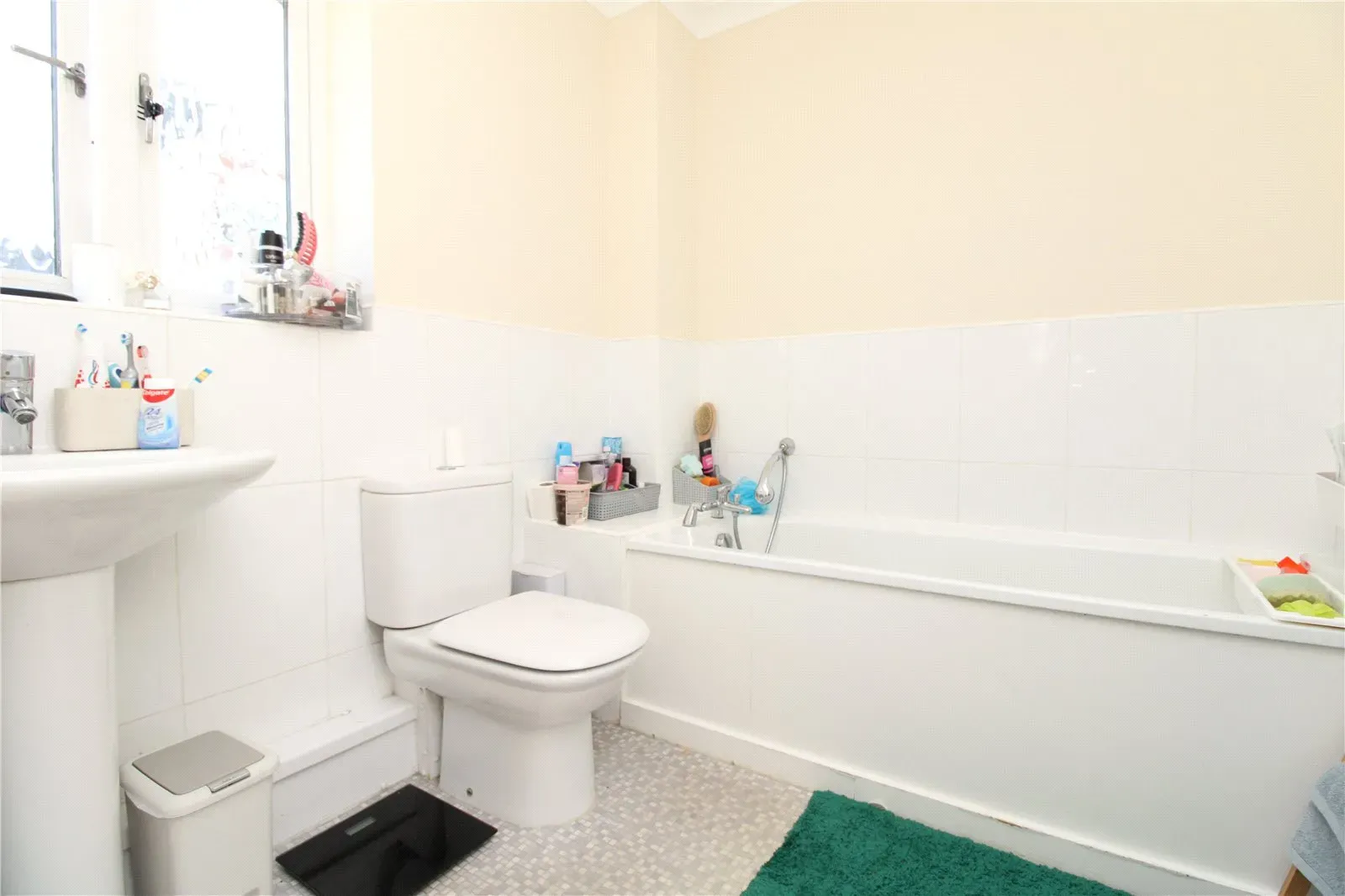 🏡 Stylish 3-Bedroom Terraced House to Rent in Ipswich
