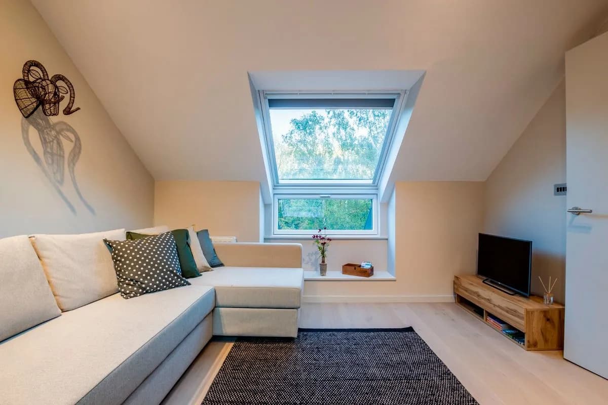 🏢 Contemporary 1-Bedroom Flat to Rent in Backbarrow, Ulverston