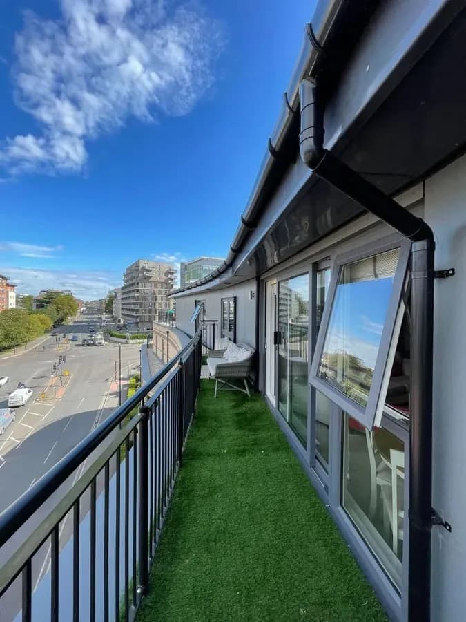🏢 Contemporary 2-Bedroom Flat to Rent in Slough
