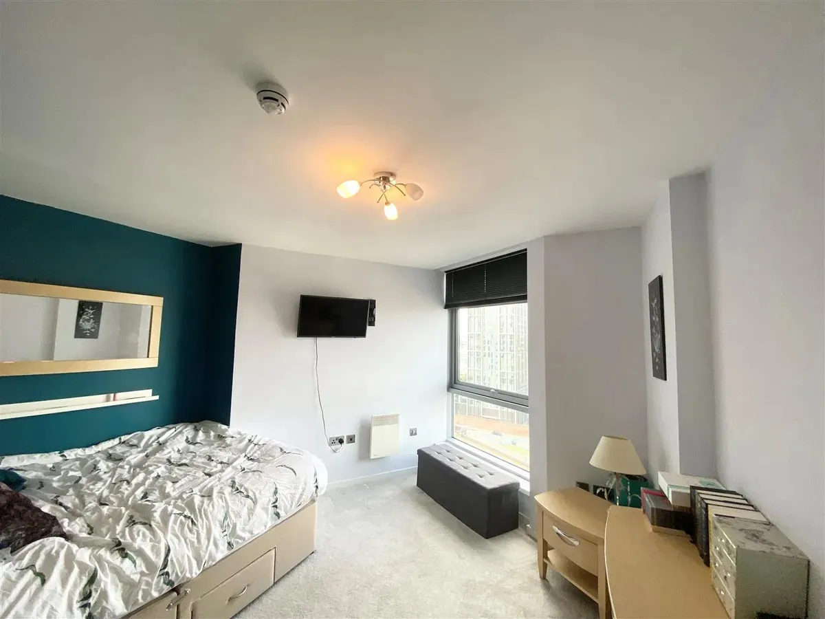 🏢 Luxury 2-Bedroom Flat to Rent in Liverpool