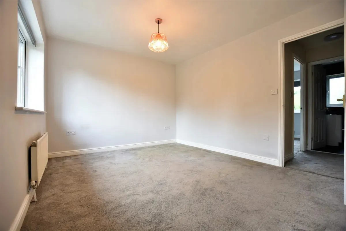 🏡 Charming 2-Bedroom House to Rent in Orpington