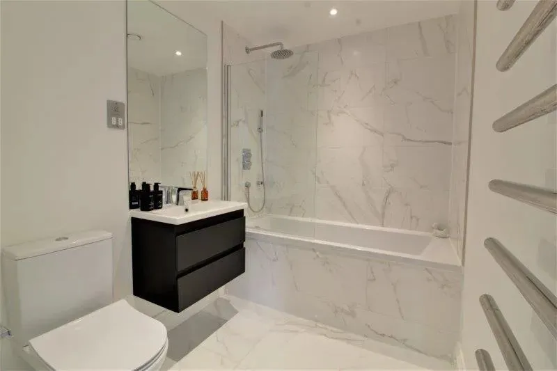 🏢 Stylish 3-Bedroom Flat to Rent in Ipswich